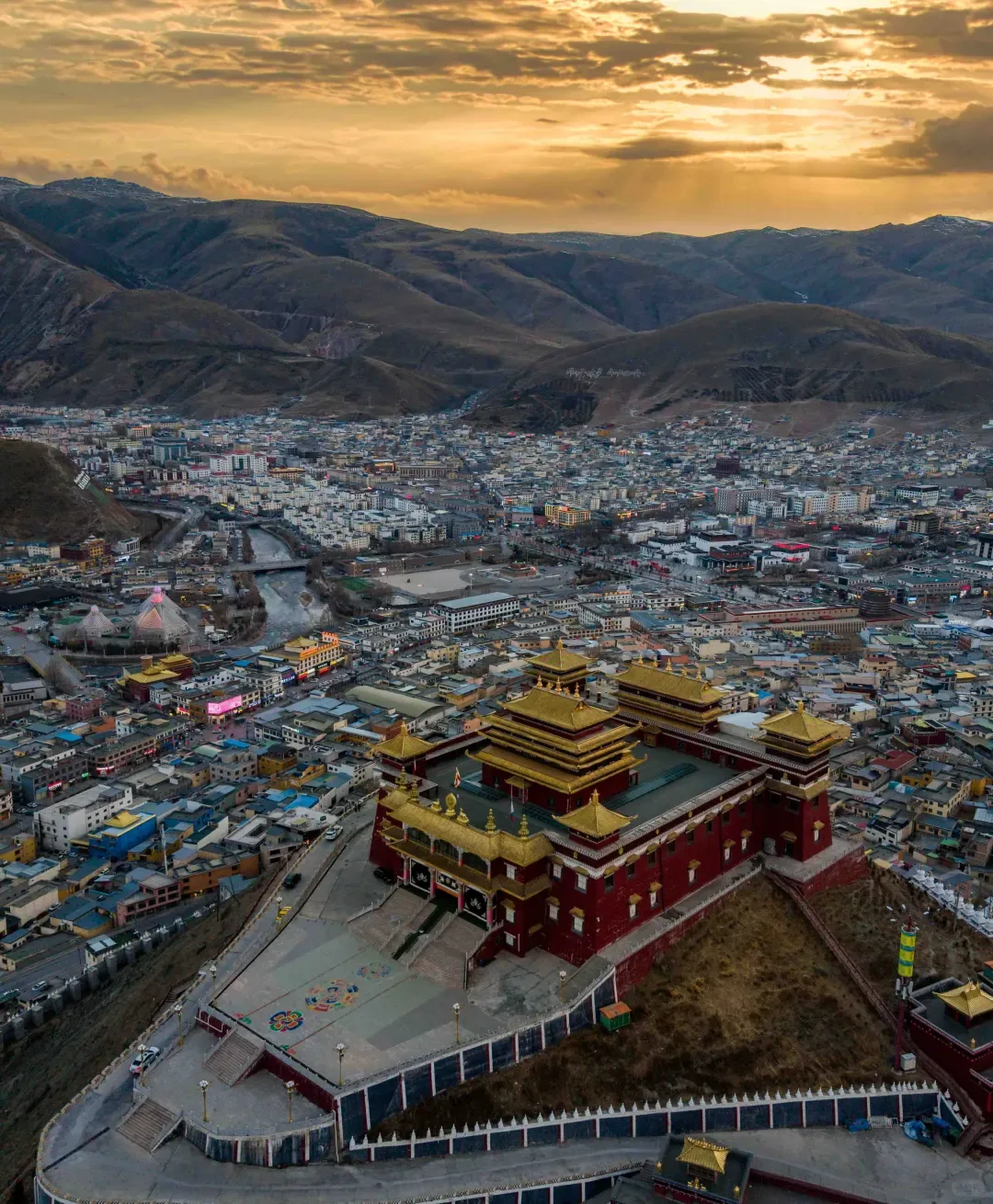 Jiegu Monastery