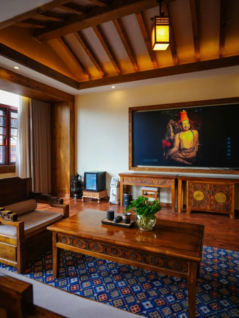 Lagri Xuelong Mansion Lhasa