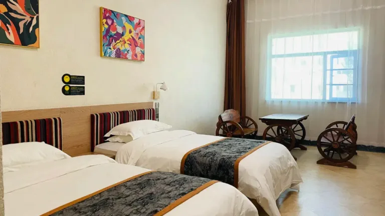Zanda Tulin Castle Hotel