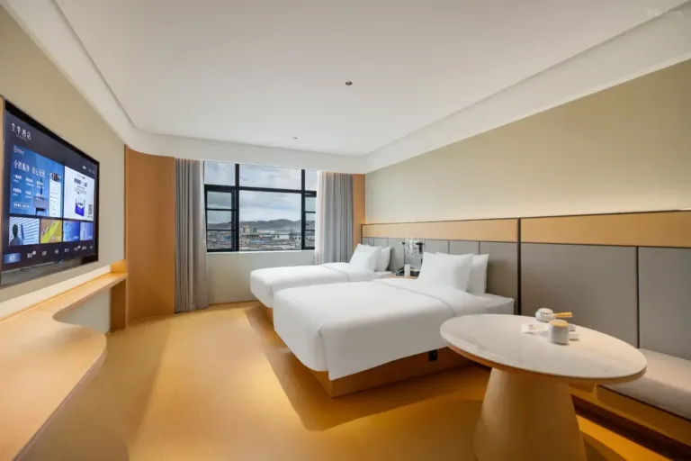 Ji hotel in Gaize