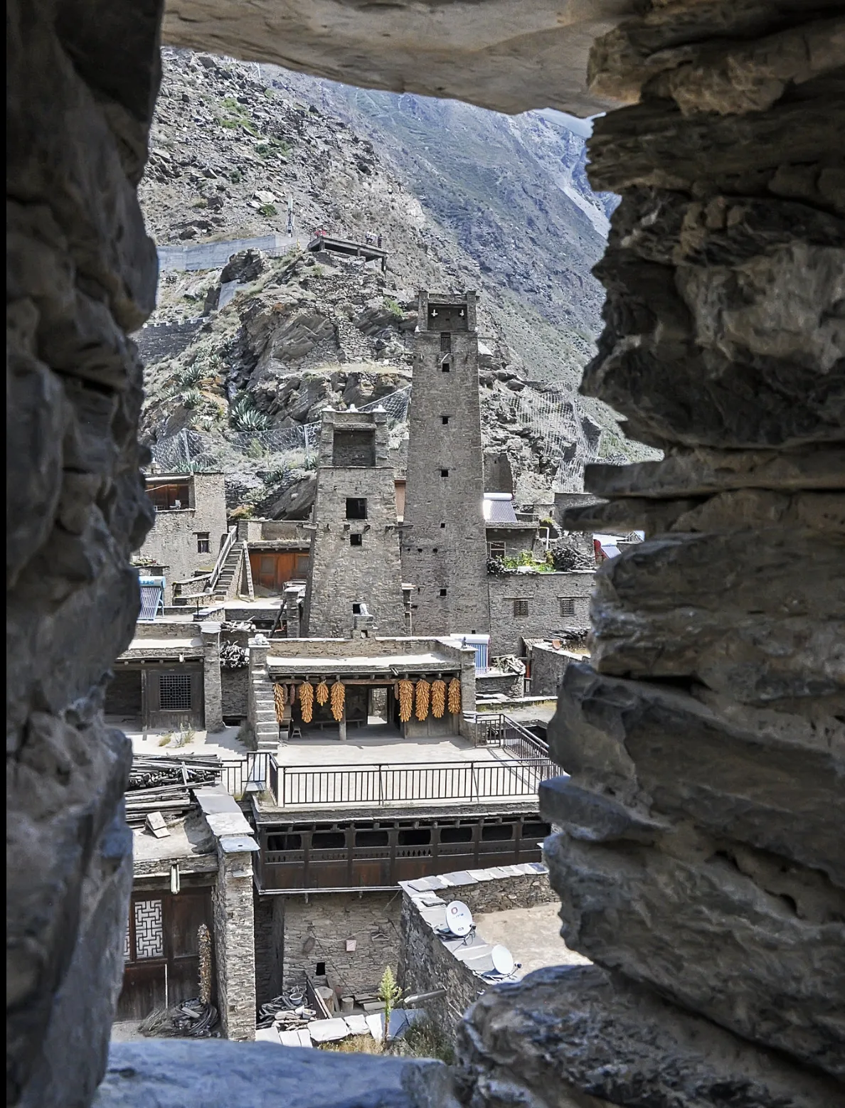 Taoping Qiang Village