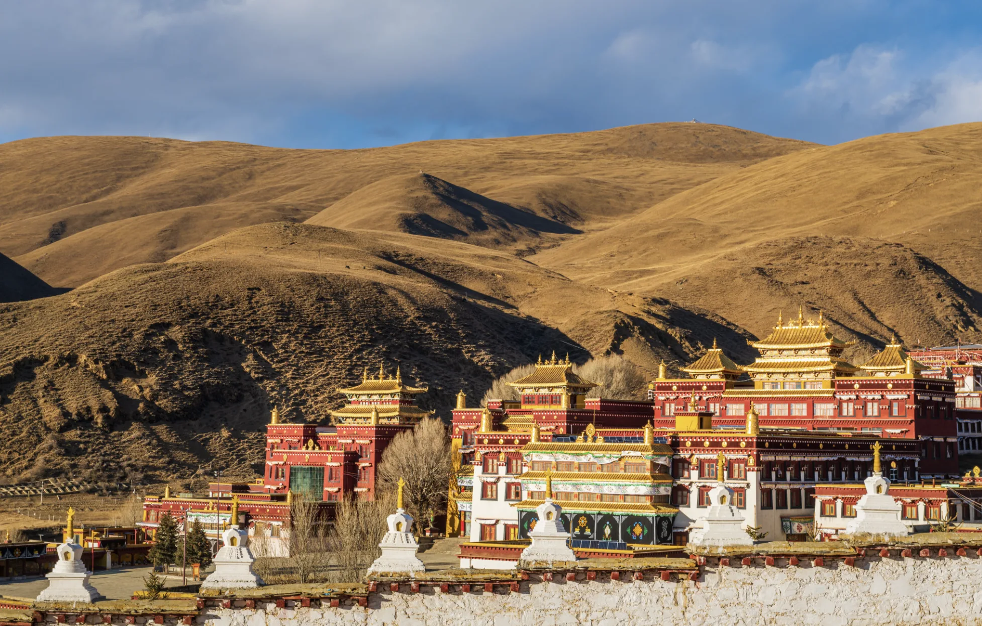 Litang-Changqingchunkeer Monastery in Sichuan