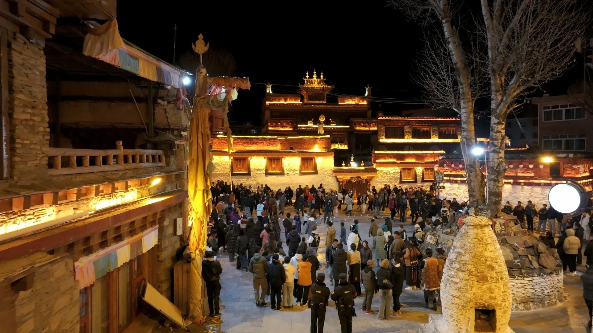 Dance with Tibetan Locals