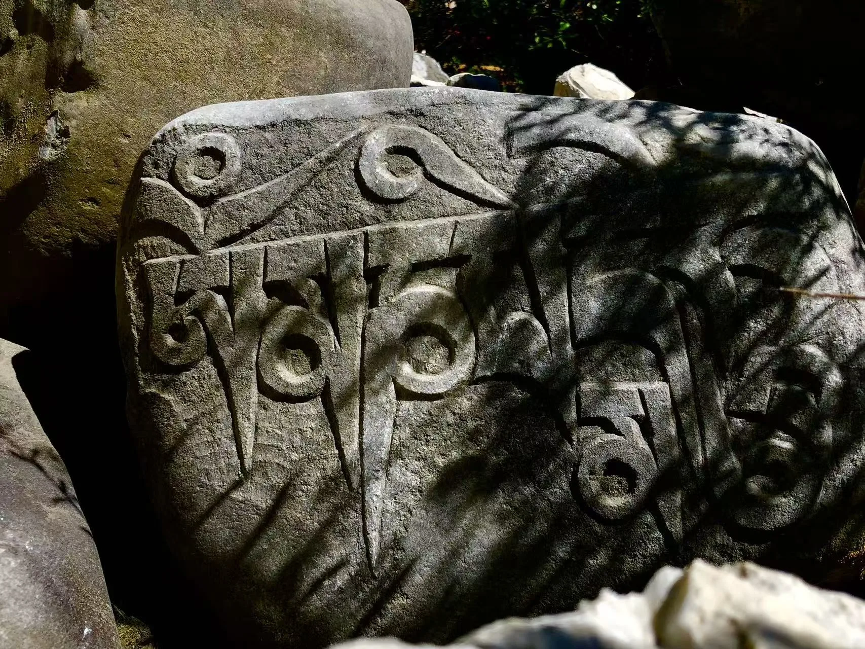 Mani_Stone