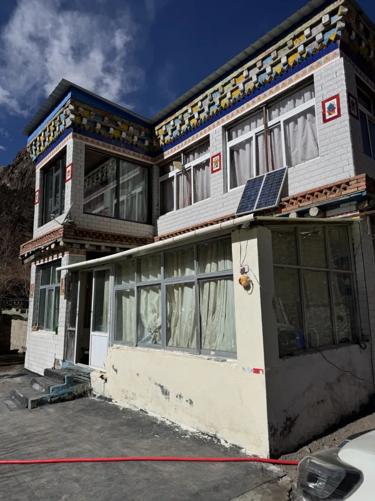Haxiu Nomad Homestay