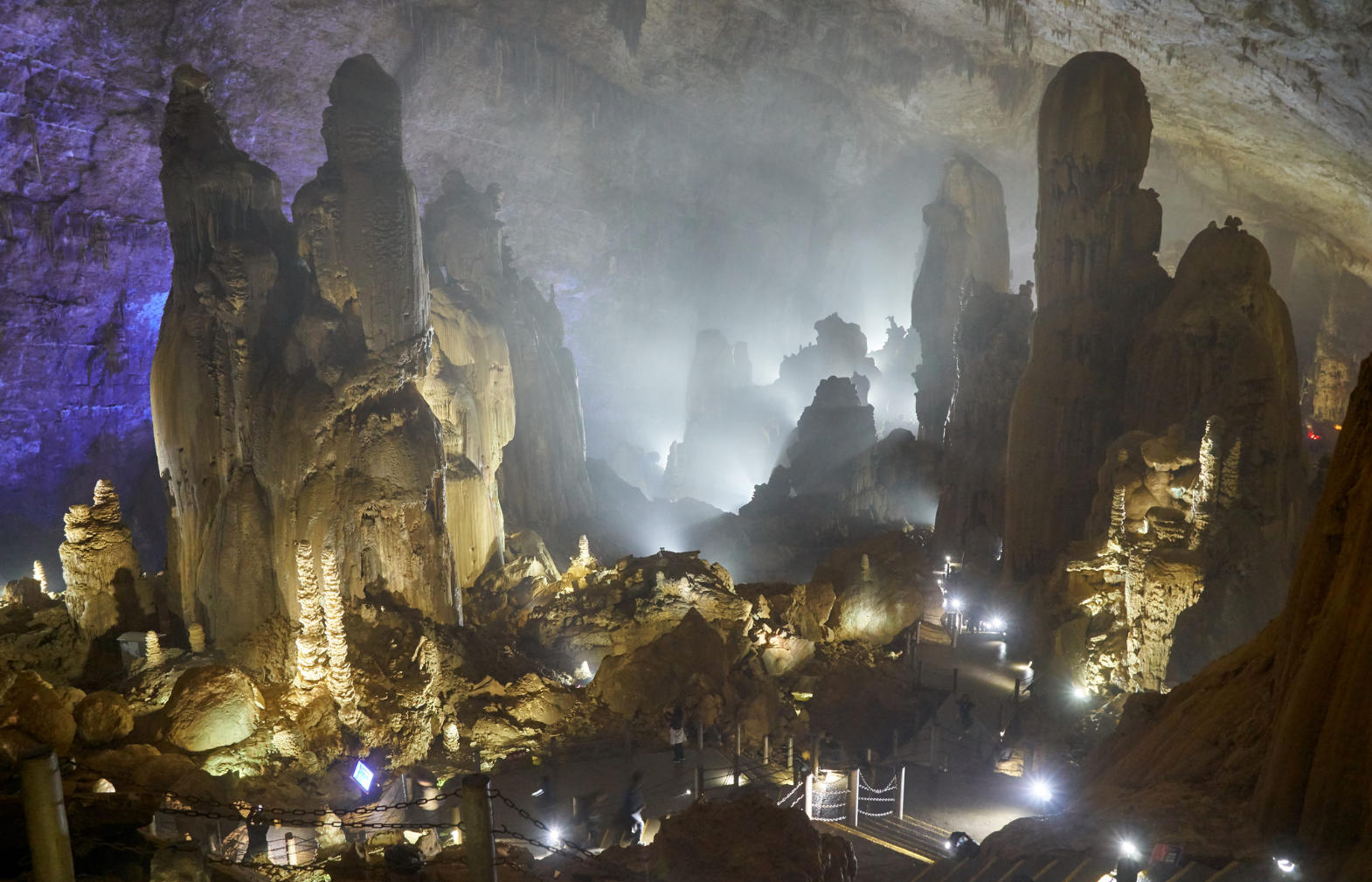 Zhijin Cave
