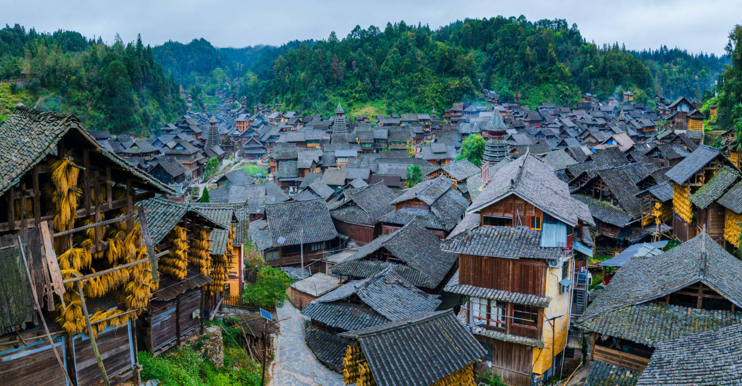 Huanggang Dong Village