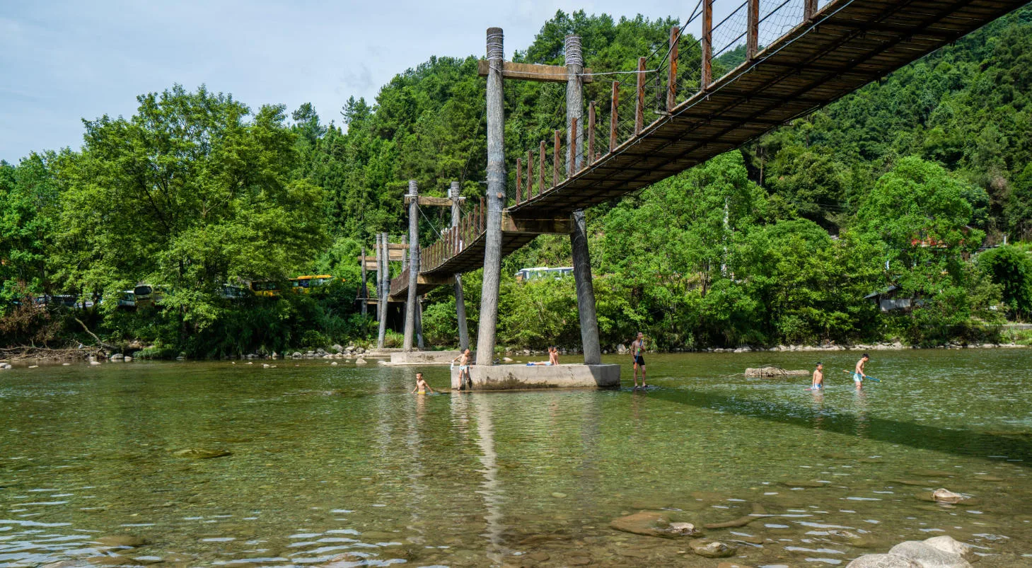 Tongren, Guizhou, China Travel Guide: How to Visit Mount Fanjingshan and Nearby Attractions Stream Running Through Zhaisha Dong Village