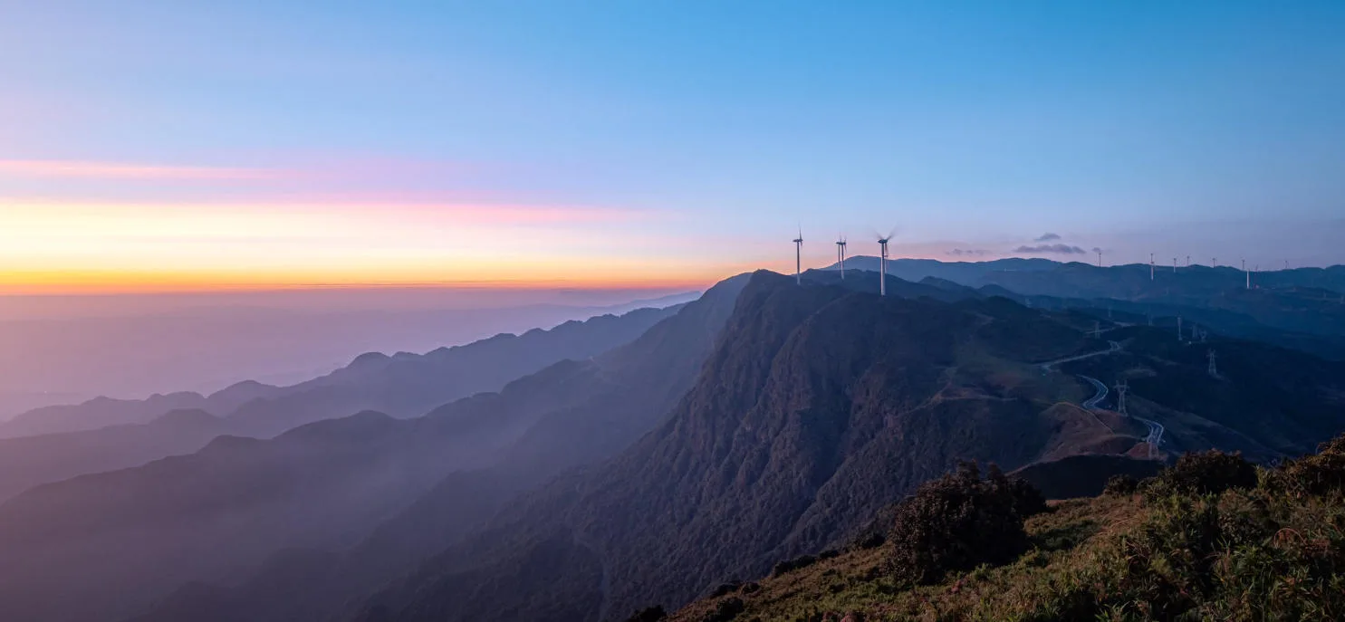 Exploring Guizhou Mountains: Hiking Trails and Sacred Peaks Sunrise Over the Wumeng Mountain Meadows