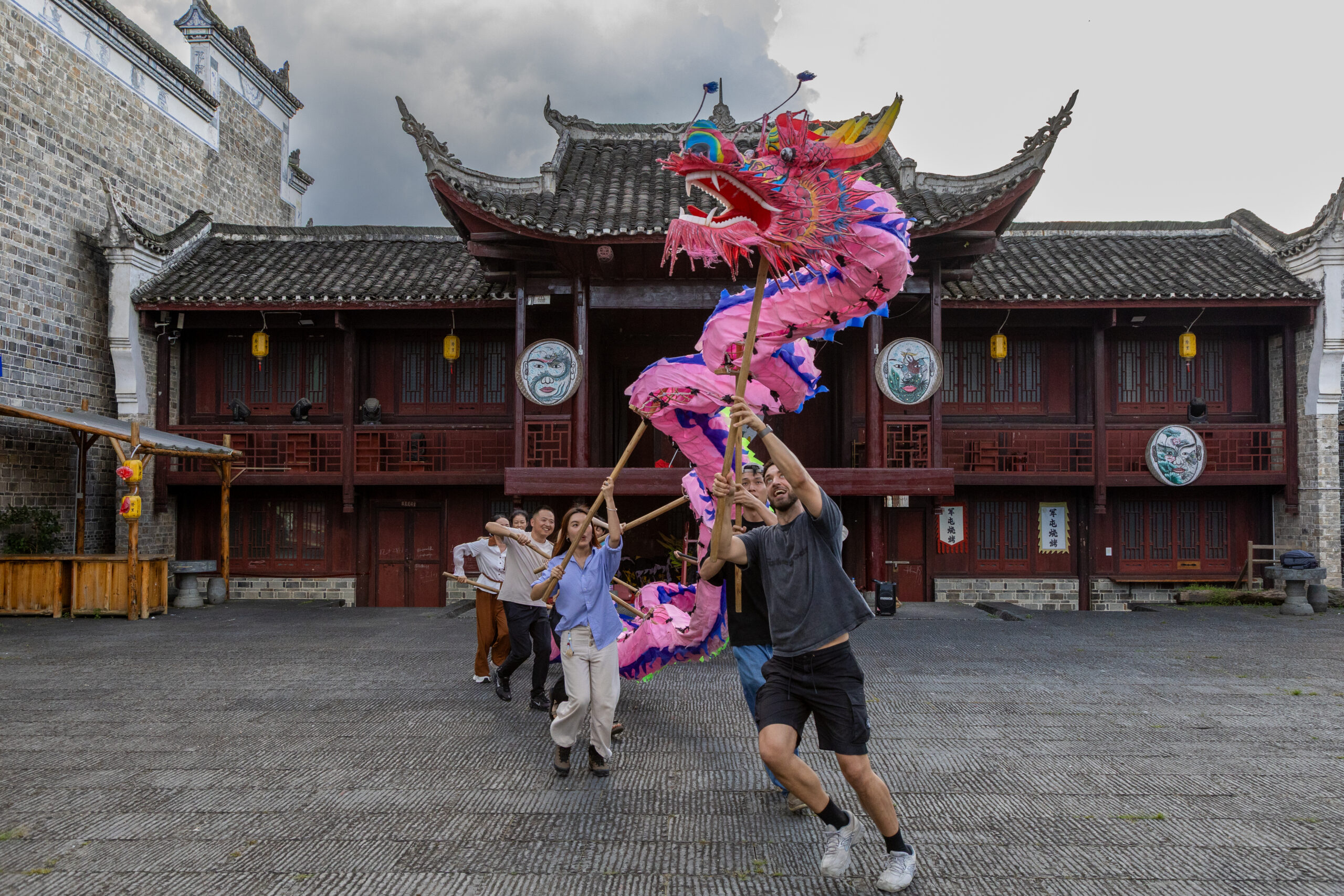 Shared moments with Eastogo travelers across Southwest China.