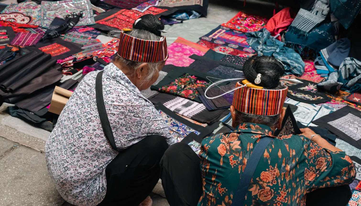 Kaili Guizhou Travel Guide: Gateway to Guizhou’s Miao and Dong Villages Market in Kaili