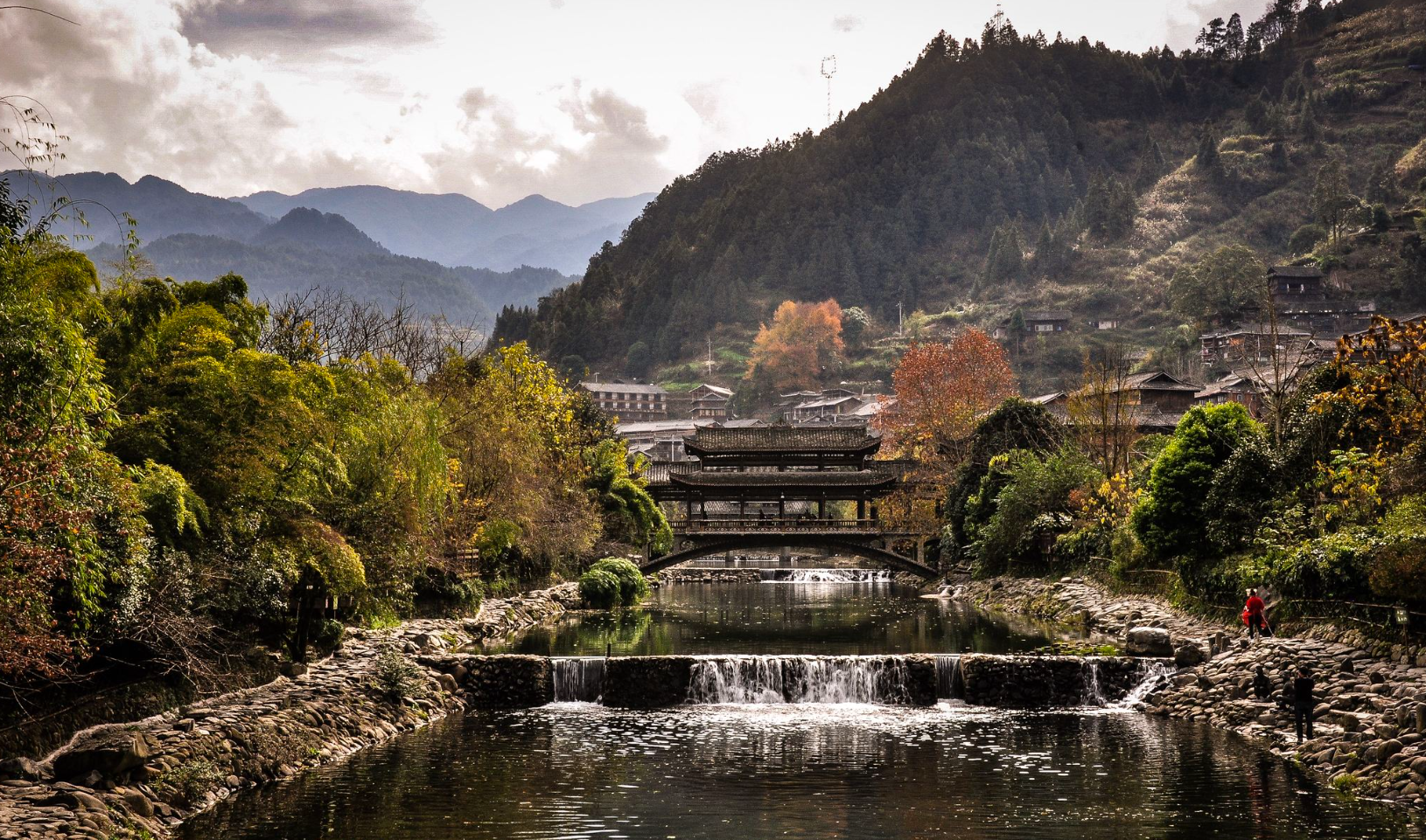 Xijiang Qianhu Miao Village Guide: Exploring China’s Largest Miao Village in Guizhou Wind and Rain Bridge