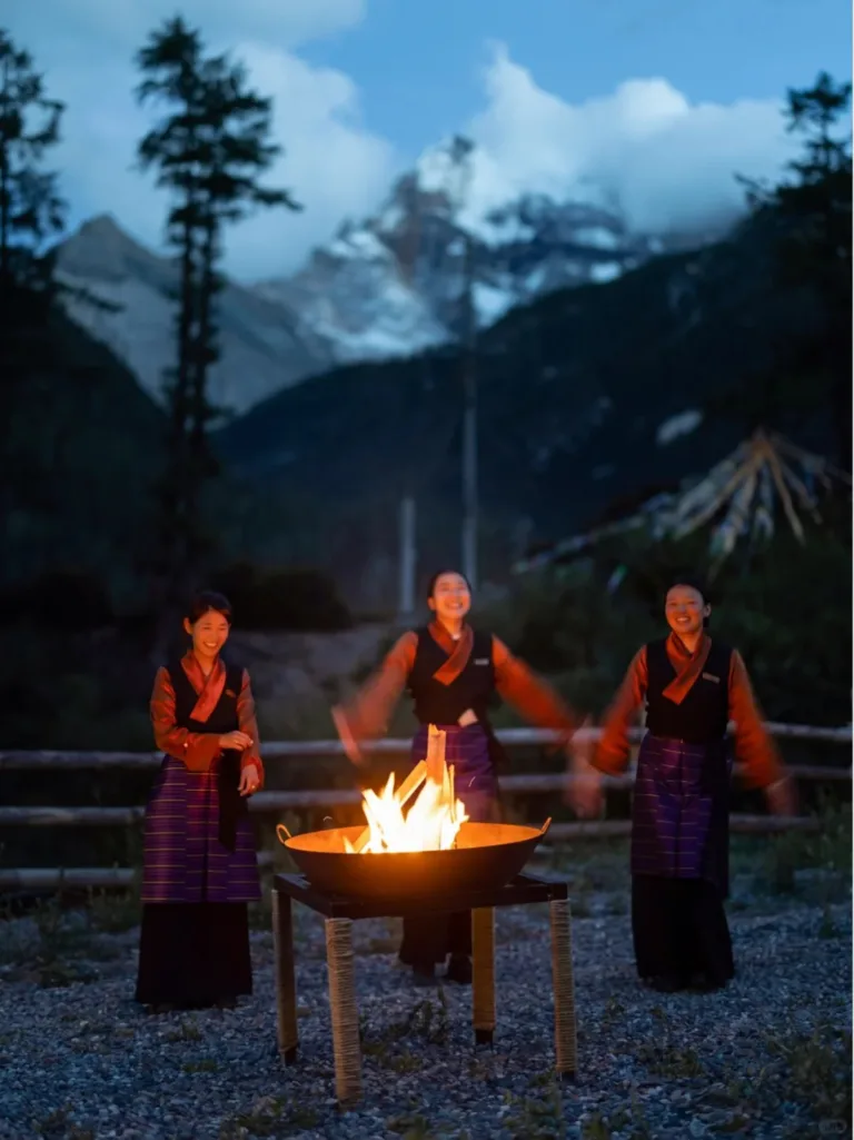 Yading BORE Secret Realm Hotel, Daocheng County